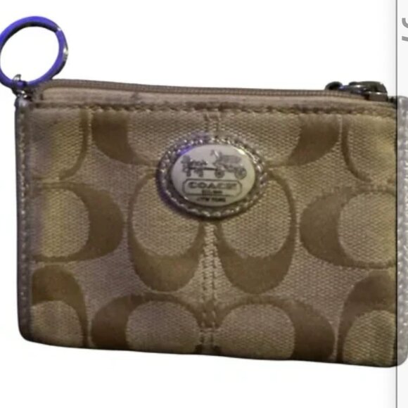 Coach Bundle Set of 3 Wallets, Coin case and Key/coin case - Picture 10 of 10